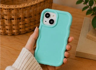 Coque Ondulée iPhone 15 Pro Max – Design Wavy Tendance ✨