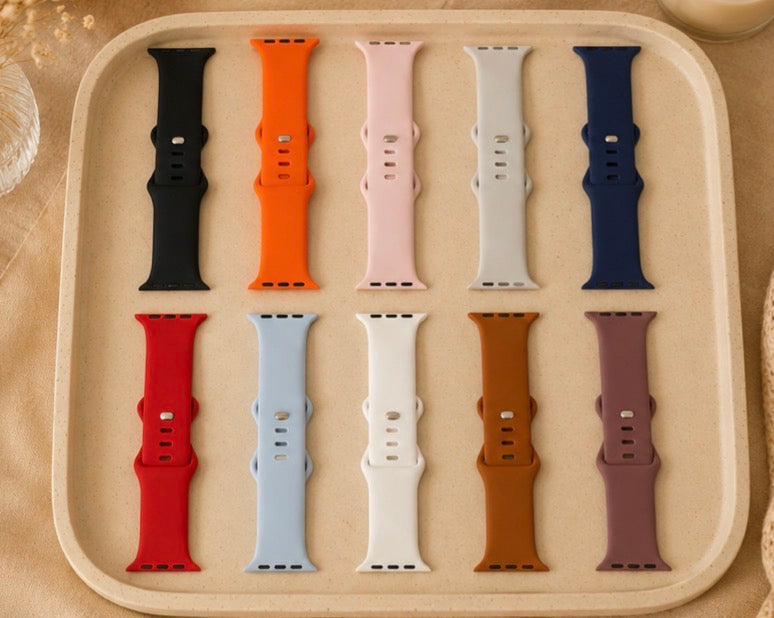 Bracelet Silicone Compatible Apple Watch 38/40/41mm – Plusieurs Coloris Disponibles ⌚