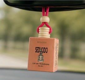 Désodorisant Suspendu Voiture – Parfums Girly & Élégants 🌸