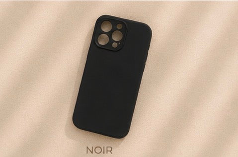 Coque Silicone iPhone 16 Pro 📱✨